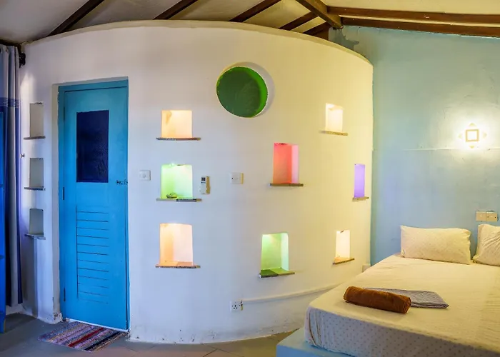 Tsunami Beach Hotel Arugambay